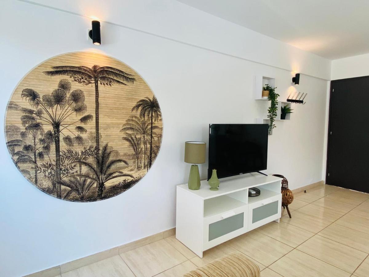 Serena'S 2-Br Apartment In ラルナカ エクステリア 写真